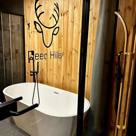 Black Deer - By Deer Hills Luxury * Kocon