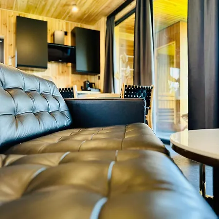 Apartment Black Deer - By Deer Hills Luxury *